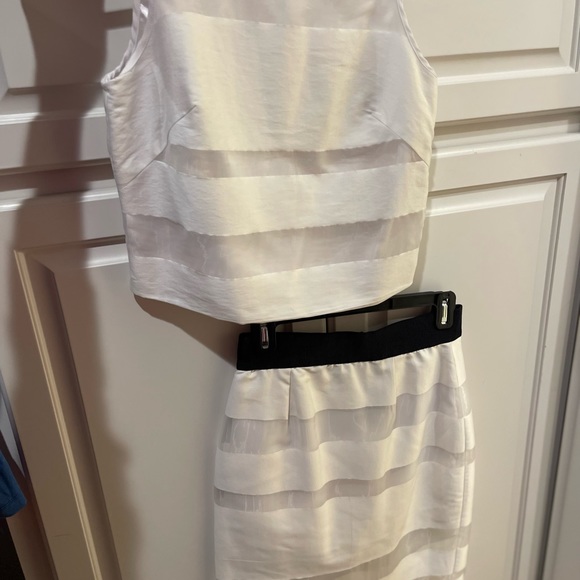 Milly two-piece set - Picture 2 of 4